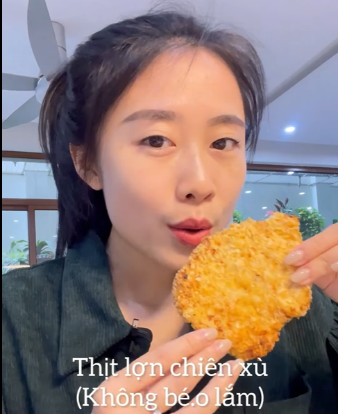 /thumbnail.php?w=320&img=/uploads/minh-hoa/cong-thuc-thit-heo-chien-xu-nhung-van-sieu-healthy-cua-co-nang-ngoc-khanh-day-1668589132.pngCông thức thịt heo chiên xù nhưng vẫn siêu healthy của cô nàng Ngọc Khánh Đây